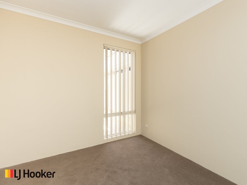 25 Lewisham Vista, Success WA 6164