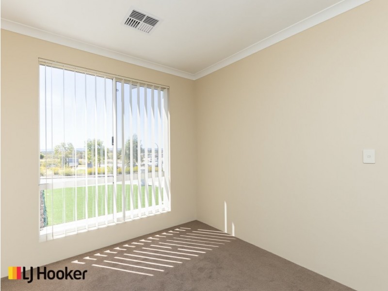25 Lewisham Vista, Success WA 6164
