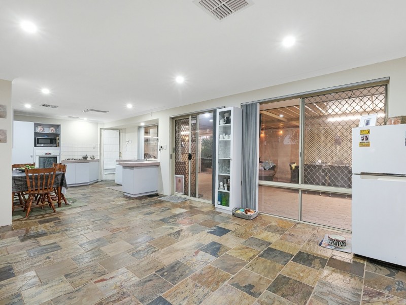 20 Clarke Street, East Cannington WA 6107