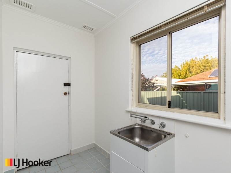 7 Holford Way, Wilson WA 6107