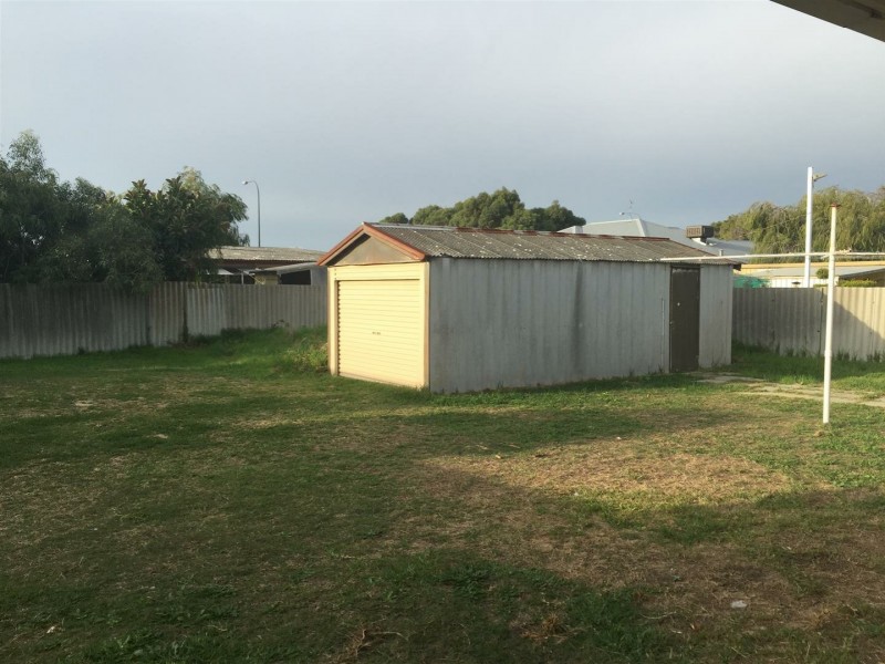 10 Griggs Way, Rockingham WA 6168