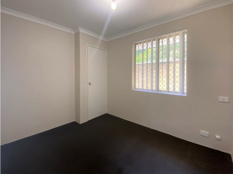 1/9 Callan Close, Waterford WA 6152