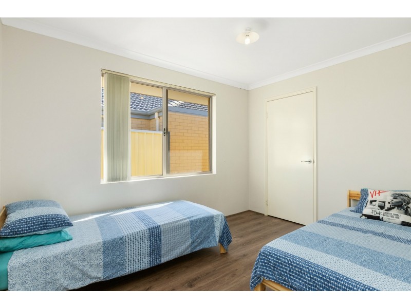 9 Posey Lane, Success WA 6164