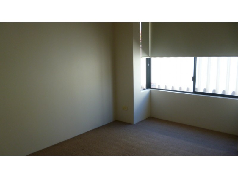 30 Dreier Court, Atwell WA 6164