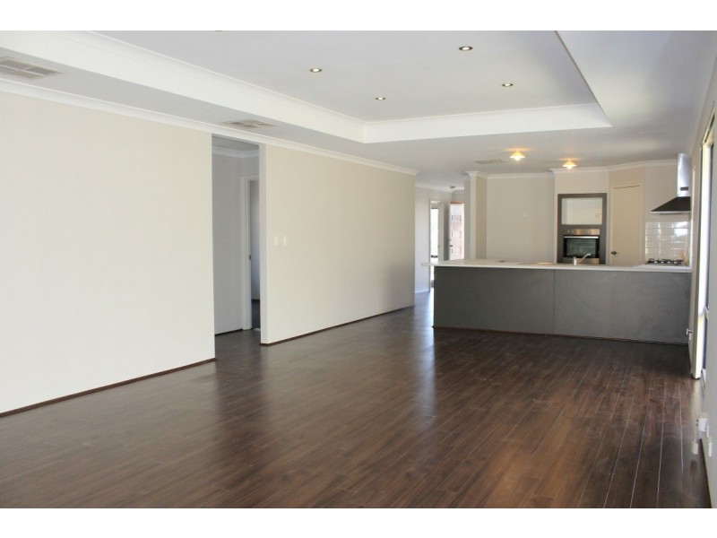 19 Frankenia Turn, Success WA 6164