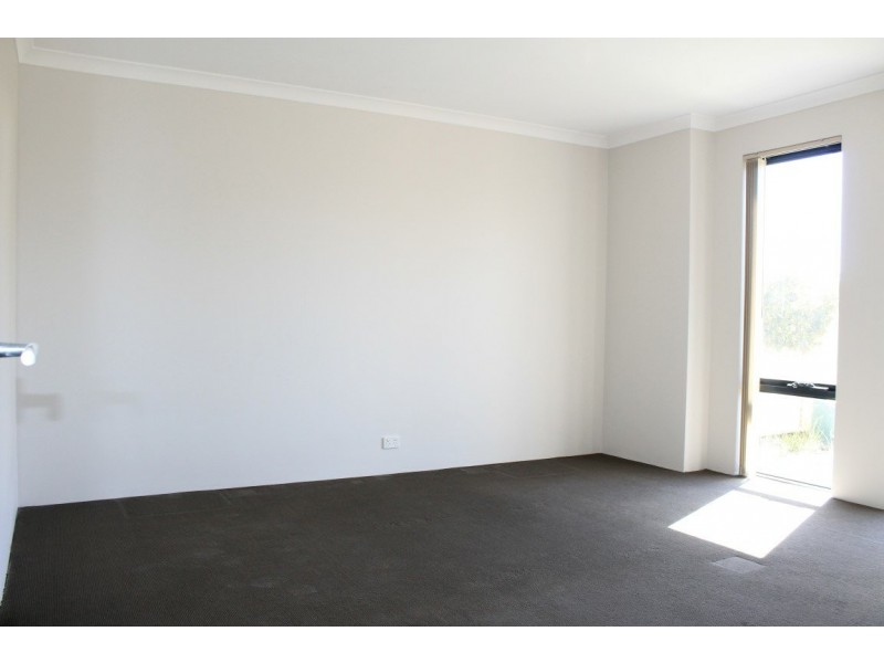 19 Frankenia Turn, Success WA 6164