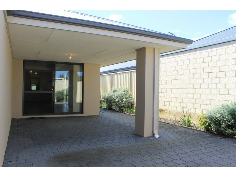 19 Frankenia Turn, Success WA 6164