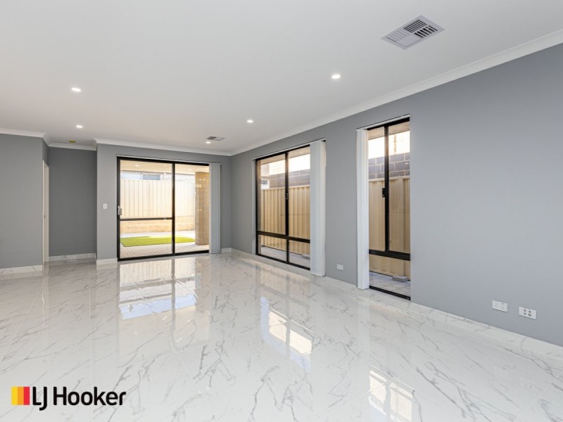 3 Wye View, Success WA 6164