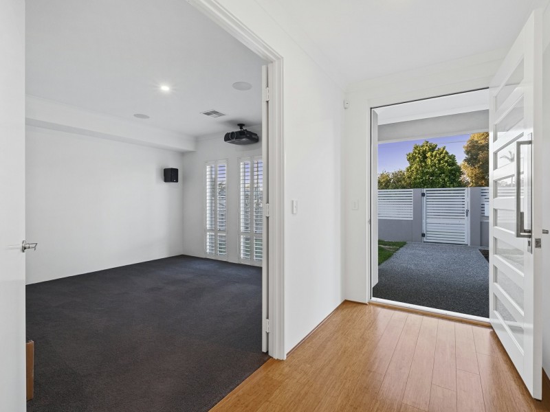 87 Luyer Avenue, East Cannington WA 6107