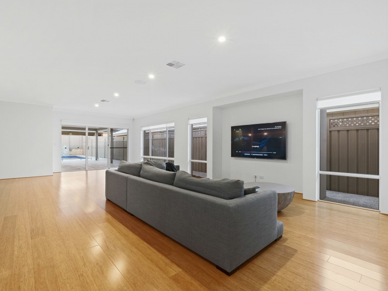 87 Luyer Avenue, East Cannington WA 6107