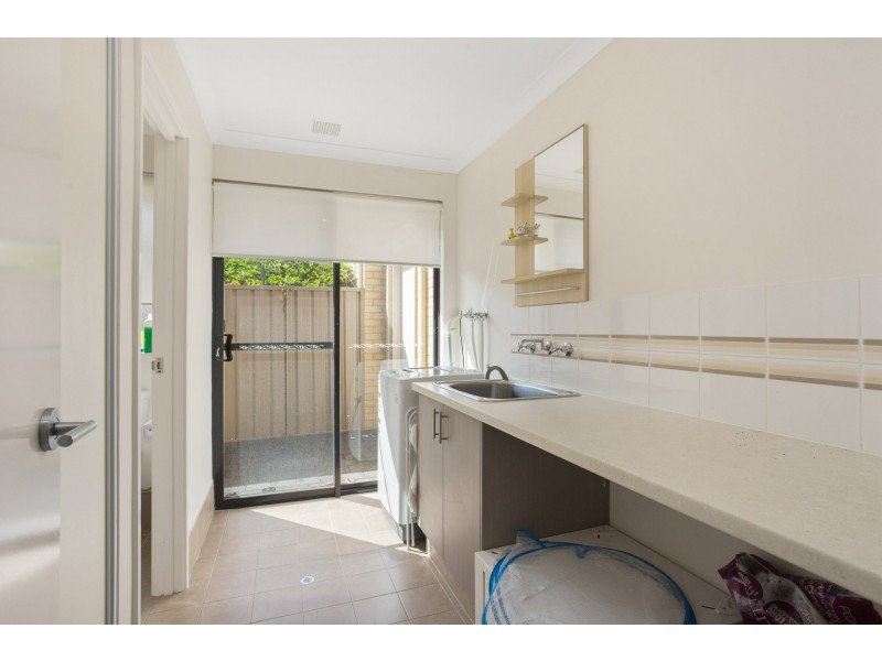 4B Yeeda Street, Riverton WA 6148