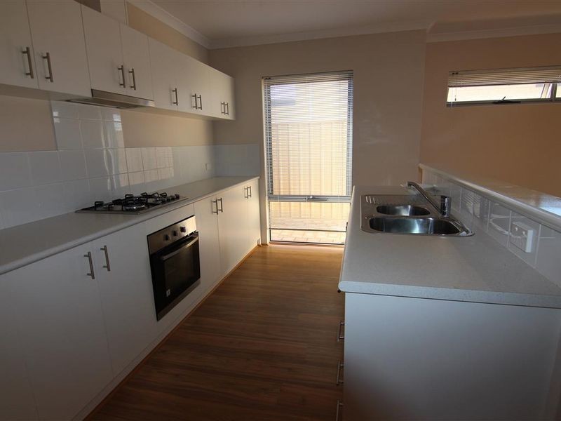 1/7 Gild Street, Cloverdale WA 6105