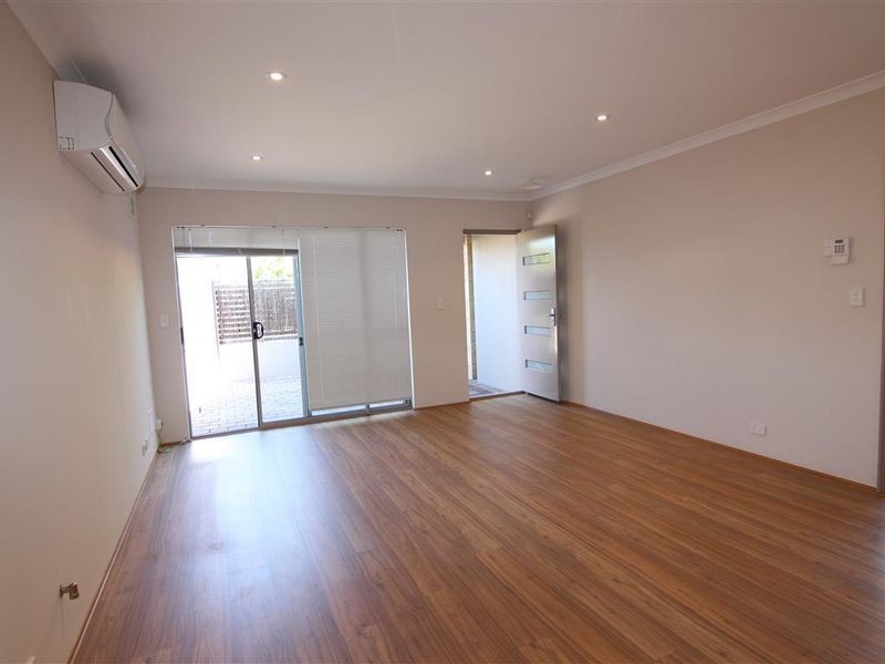 1/7 Gild Street, Cloverdale WA 6105