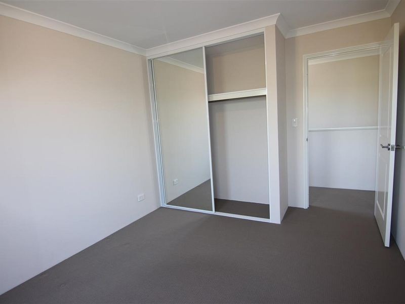 1/7 Gild Street, Cloverdale WA 6105