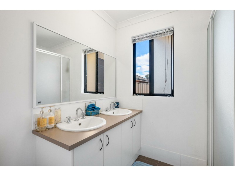 14 Teocote Crescent, Aubin Grove WA 6164