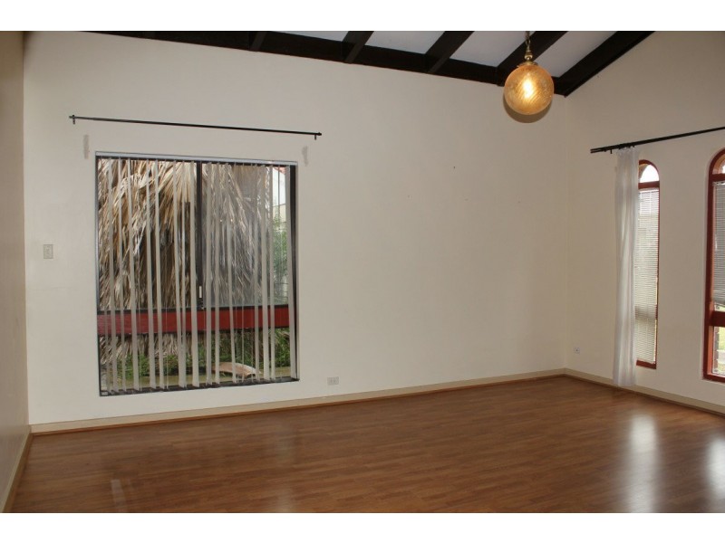 12 Hardy Street, Bull Creek WA 6149