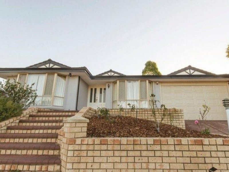 27 Blandfield Way, Parkwood WA 6147