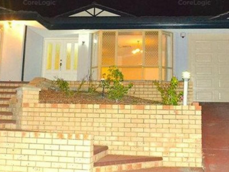 27 Blandfield Way, Parkwood WA 6147