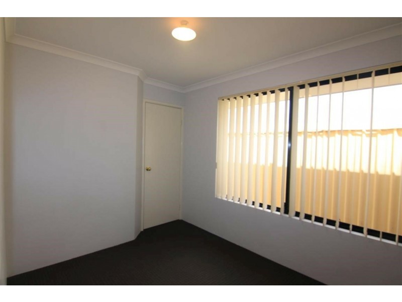 18 Greenland Boulevard, Canning Vale WA 6155