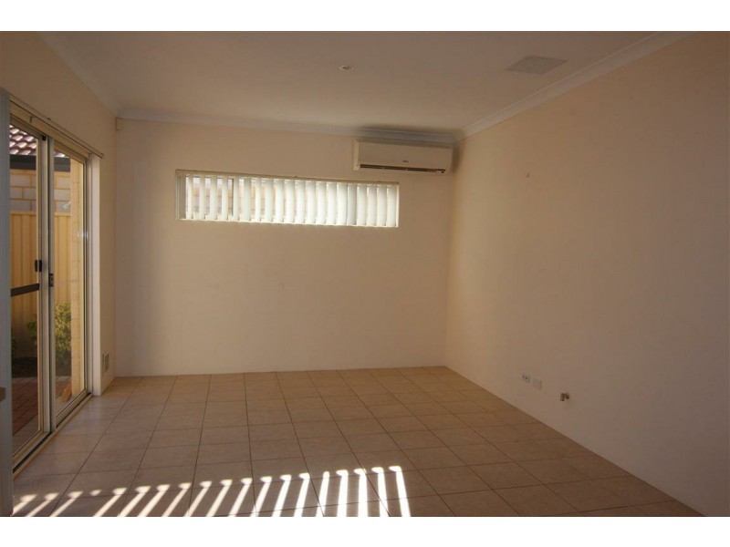 2 Penola Court, Clarkson WA 6030