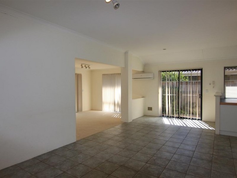 5 Audley Place, Canning Vale WA 6155