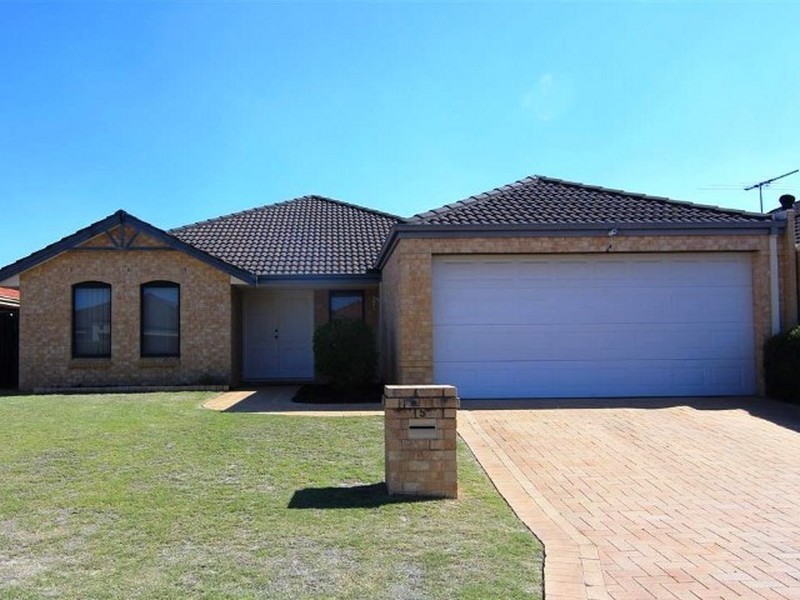 5 Audley Place, Canning Vale WA 6155