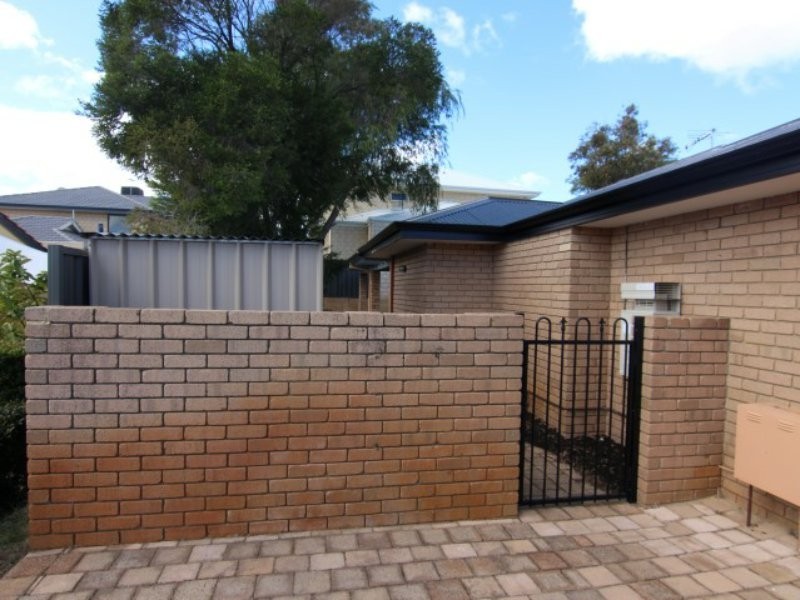 28 Kalangedy Drive, Riverton WA 6148