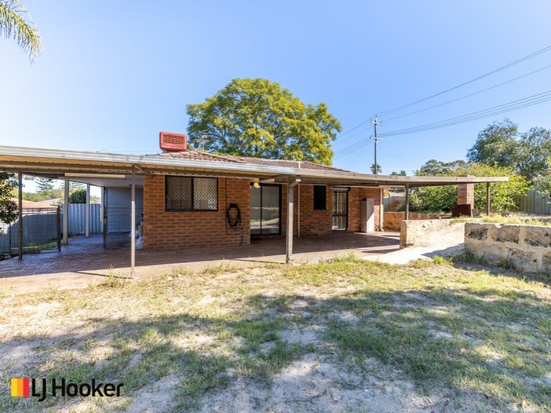 16 Tarndale Way, South Lake WA 6164