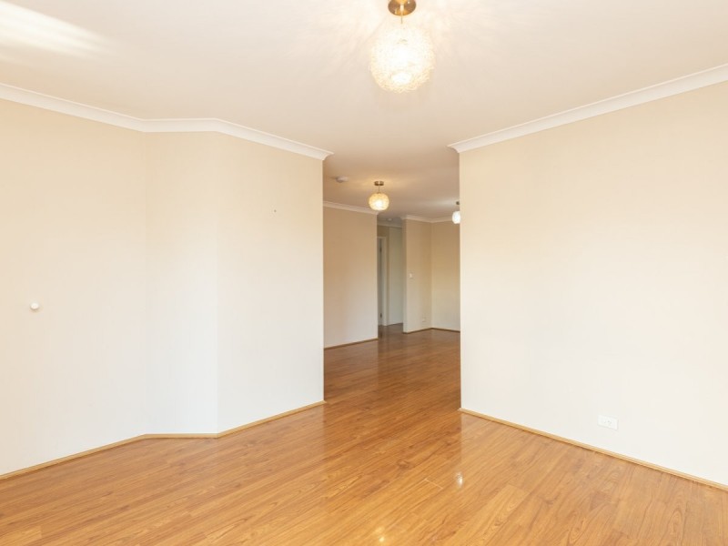 4 Prockter Gardens, Leda WA 6170