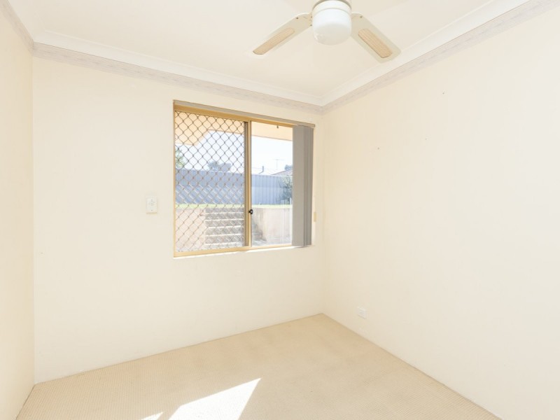 4 Prockter Gardens, Leda WA 6170