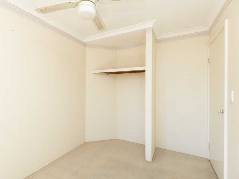 4 Prockter Gardens, Leda WA 6170