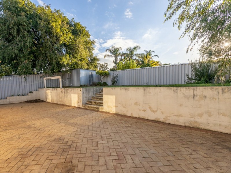 4 Prockter Gardens, Leda WA 6170