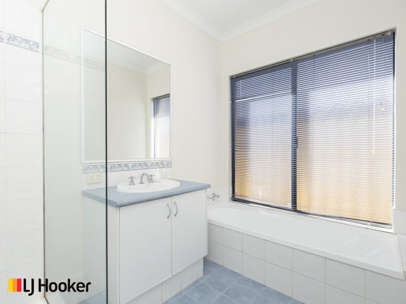 22 Caroline Crescent, Bertram WA 6167