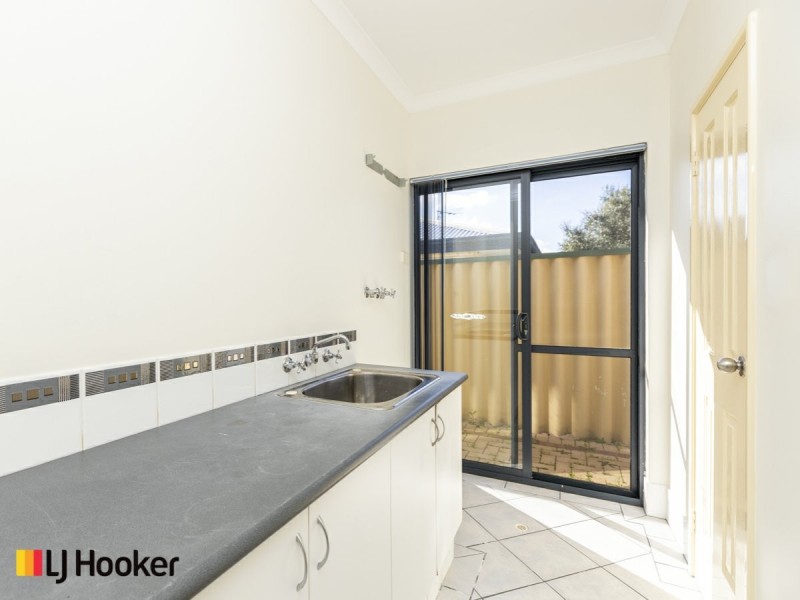 22 Caroline Crescent, Bertram WA 6167