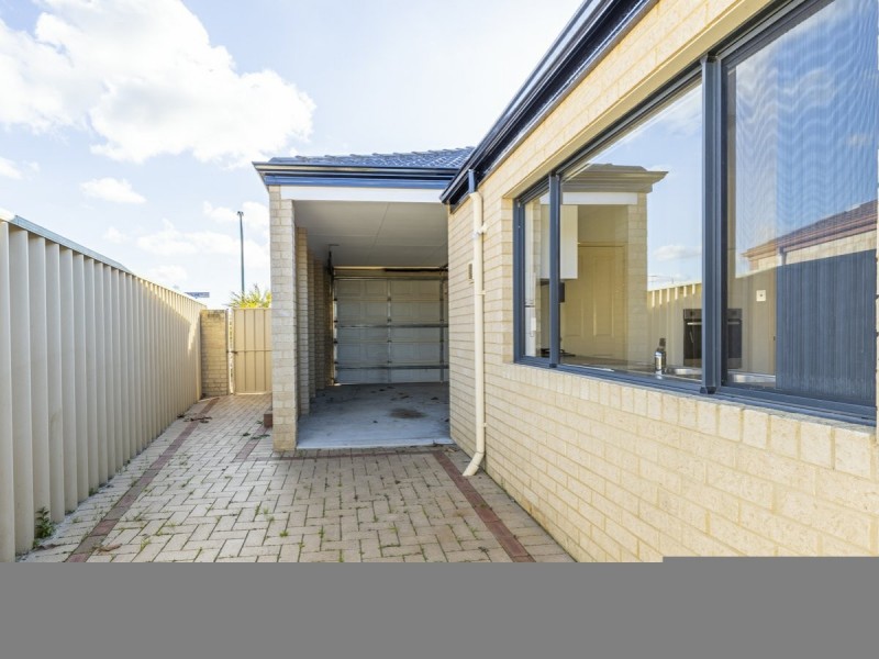 22 Caroline Crescent, Bertram WA 6167