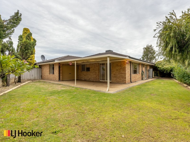4 Itea Place, South Lake WA 6164