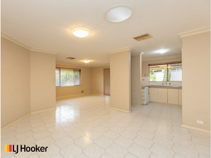 4 Itea Place, South Lake WA 6164