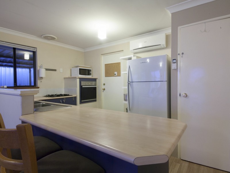 33 Sciano Avenue, Success WA 6164