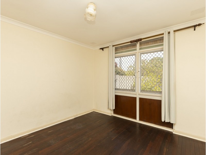 59 Watling Avenue, Lynwood WA 6147