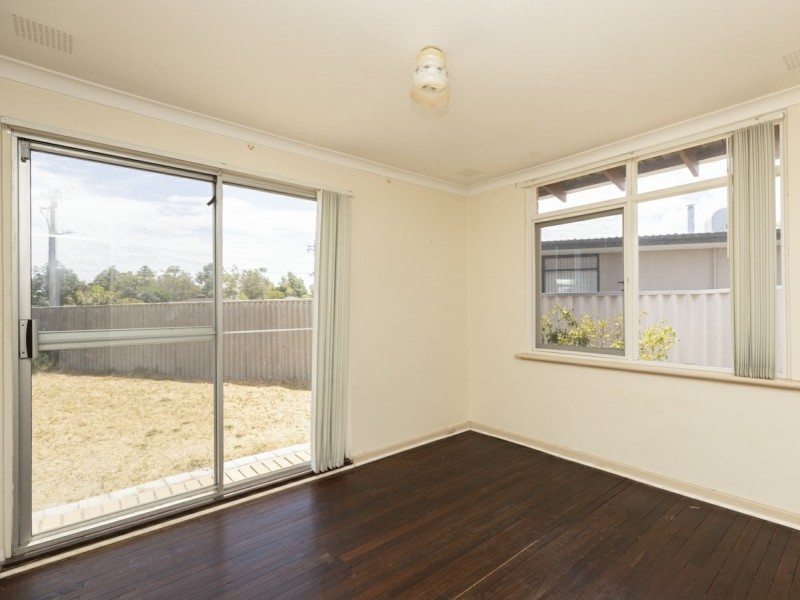 59 Watling Avenue, Lynwood WA 6147