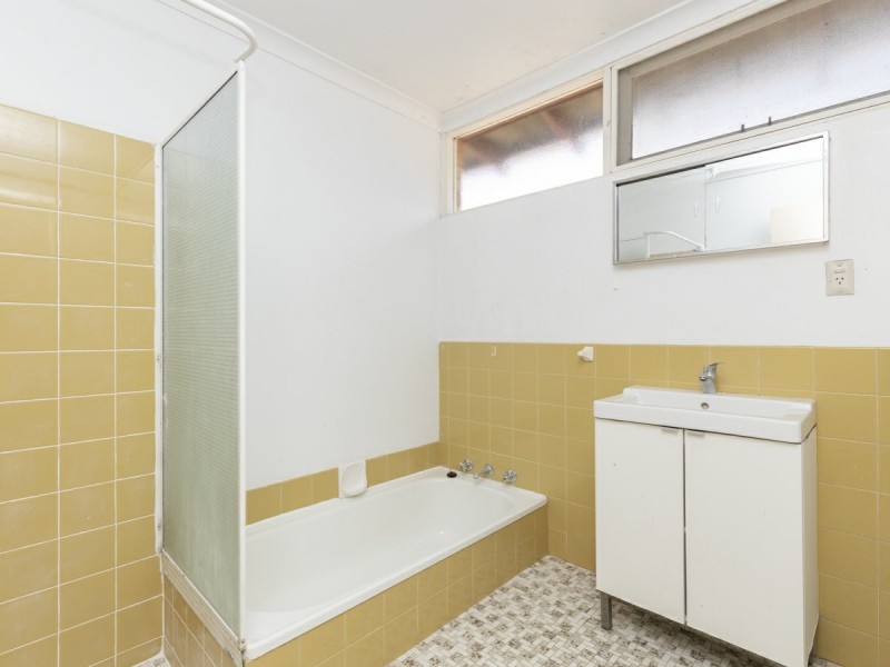 59 Watling Avenue, Lynwood WA 6147