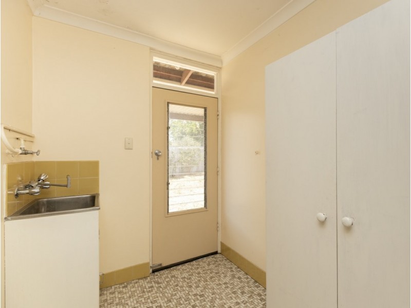 59 Watling Avenue, Lynwood WA 6147