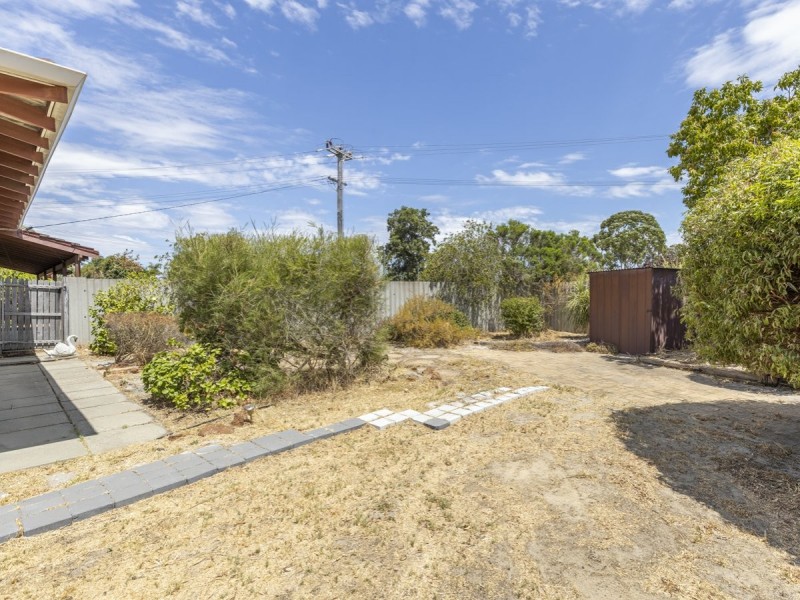 59 Watling Avenue, Lynwood WA 6147