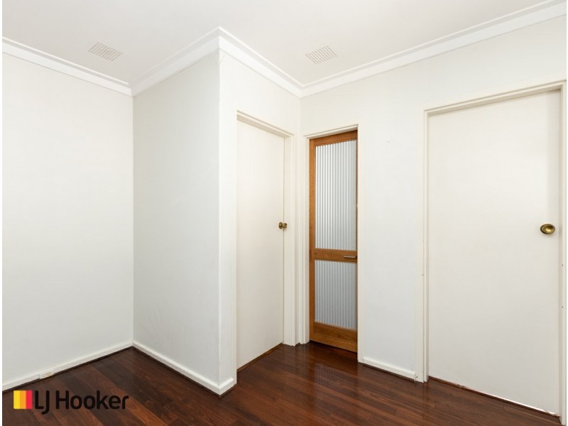 9 Vesta Crescent, Shelley WA 6148