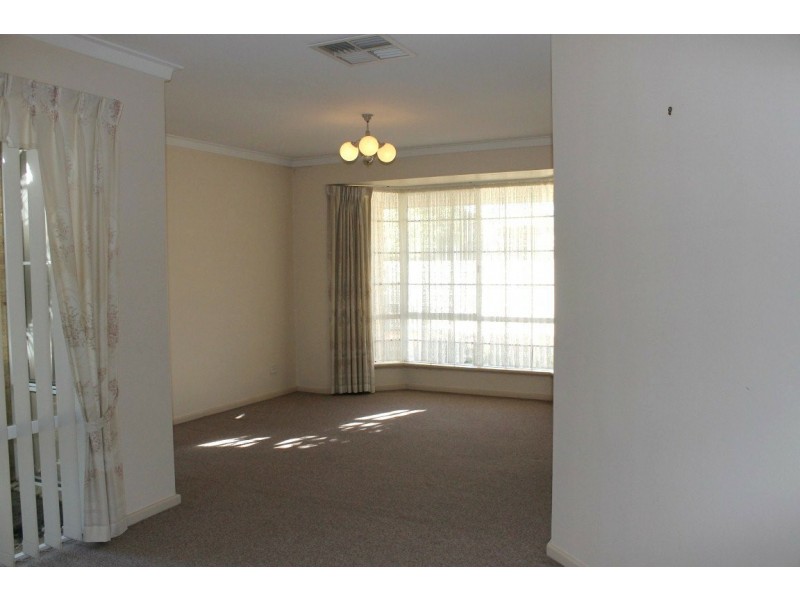 1/435B Riverton Drive, Shelley WA 6148