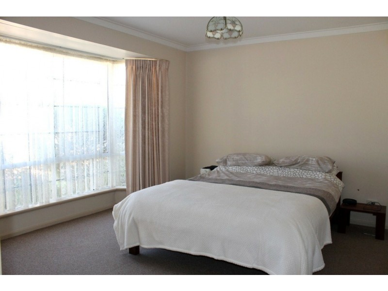 1/435B Riverton Drive, Shelley WA 6148