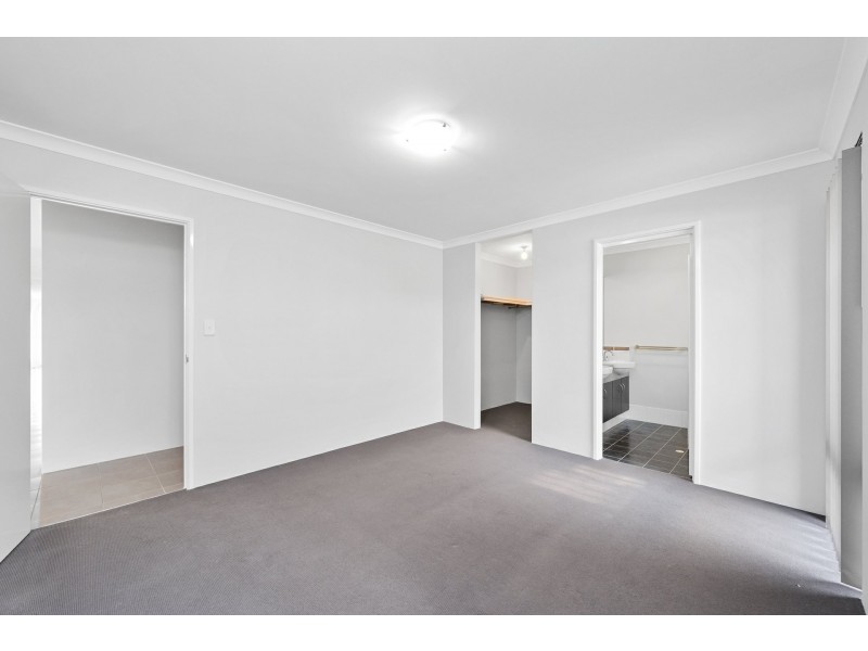 28 Fairlie Drive, Canning Vale WA 6155