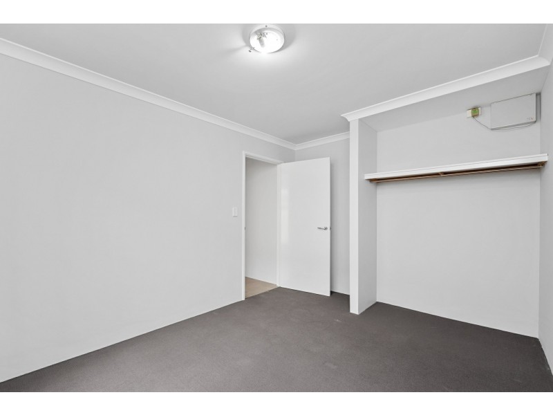 28 Fairlie Drive, Canning Vale WA 6155