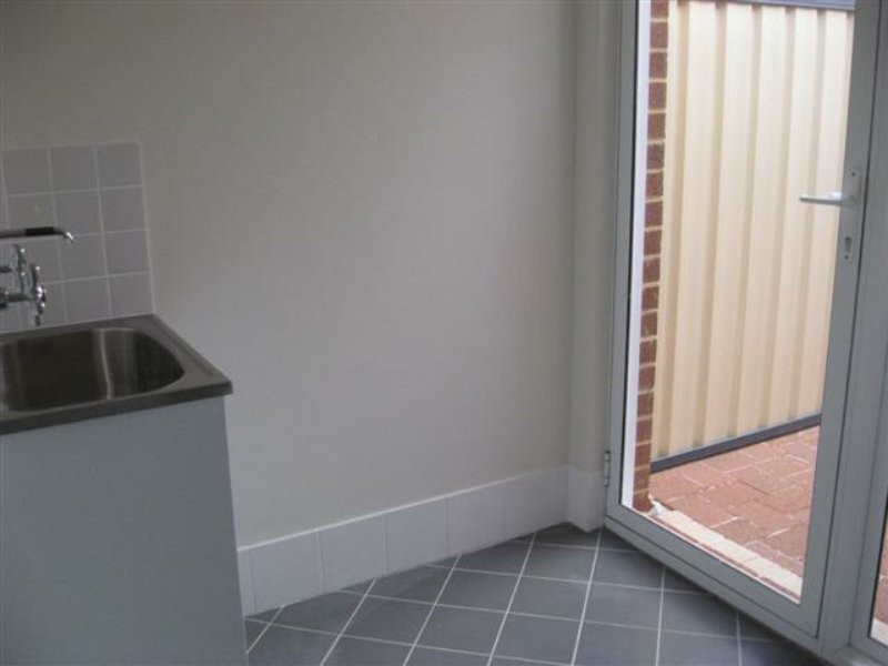 24 Bonner Lane, Armadale WA 6112