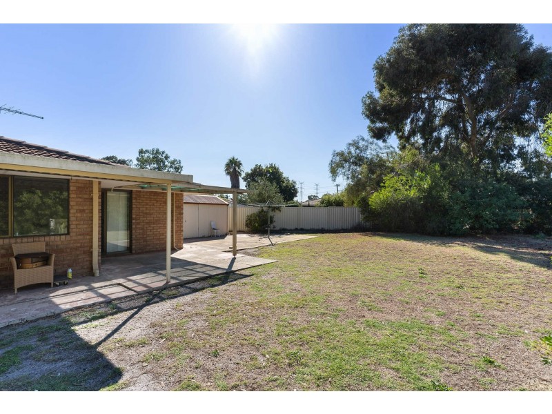 14 Eppalock Grove, South Lake WA 6164